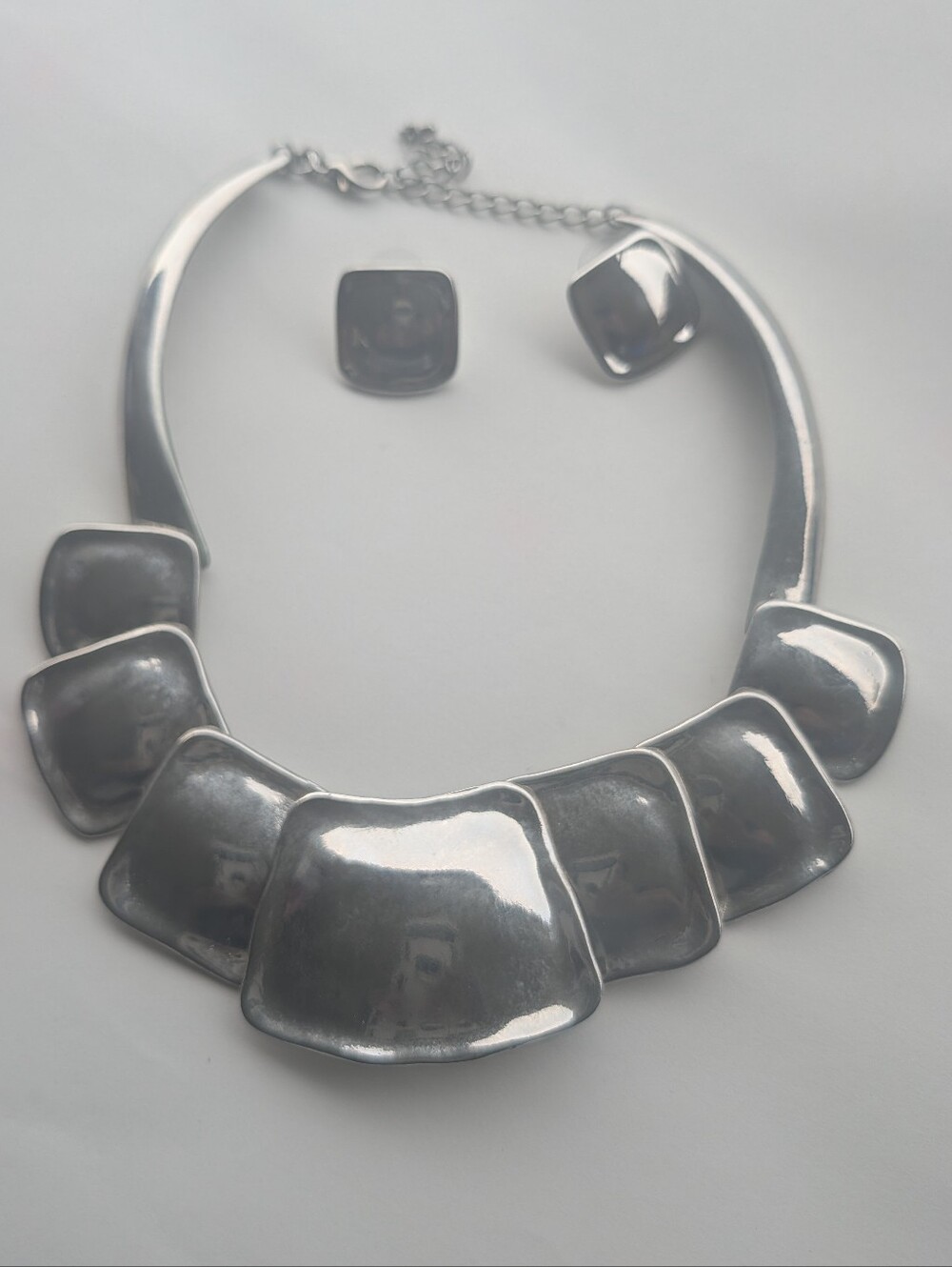 Statement Silver Tone Sculpted Collar Necklace and Stud Earrings